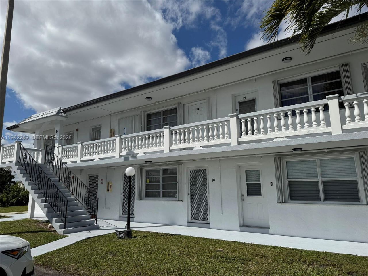 100 NE 203rd Ter, Unit 14, Miami Gardens, FL 33179 Photo