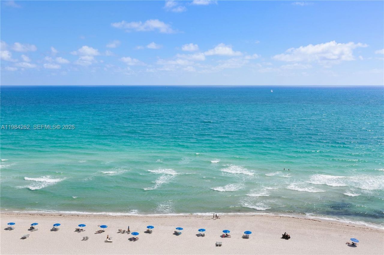 5555 Collins Ave, Unit 17J, Miami Beach, FL 33140 Photo
