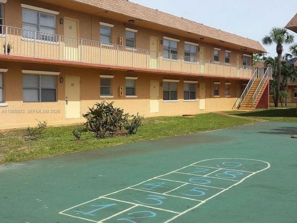 101 NE 41st St, Unit E73, Oakland Park, FL 33334
