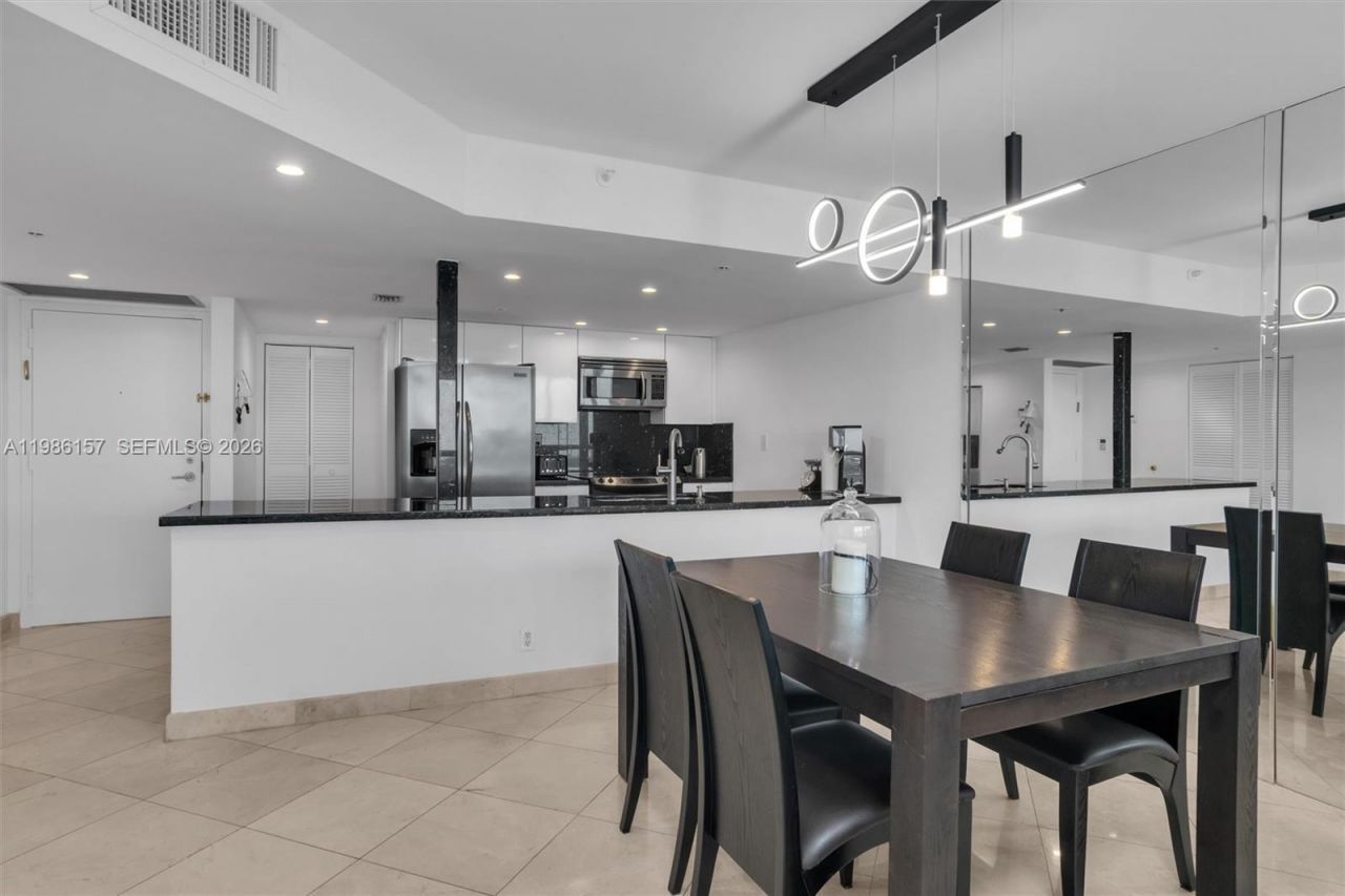 1717 N Bayshore Dr, Unit A-3332, Miami, FL 33132 Photo
