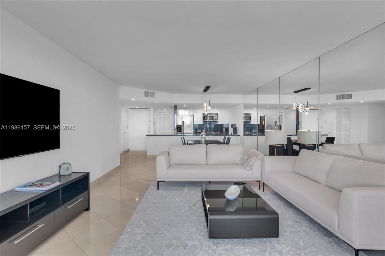 1717 N Bayshore Dr, Unit A-3332, Miami, FL 33132 Photo