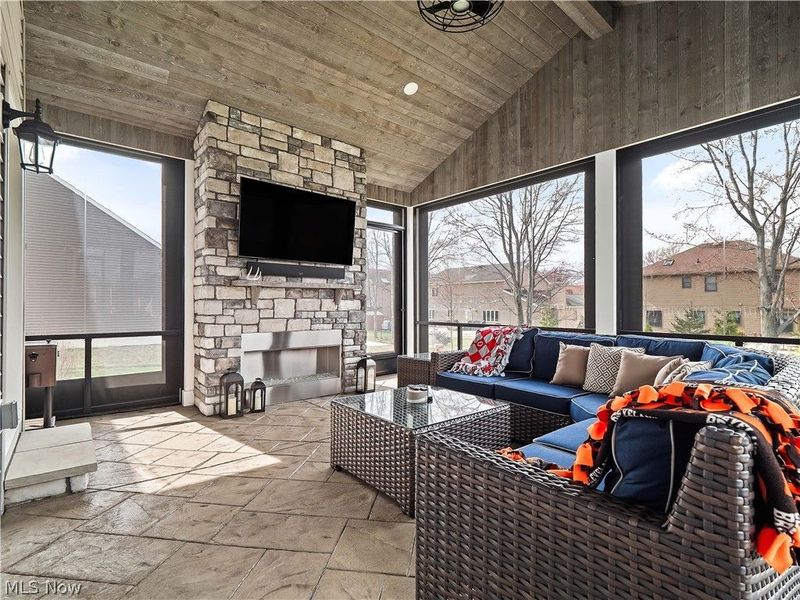 10134 Rosalee Lane, Strongsville, OH 44136 Photo 5