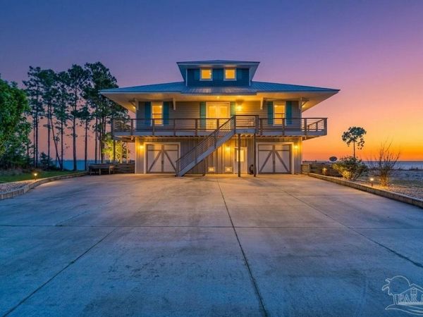 1106 Oyster Bay Dr, Milton, FL 32583