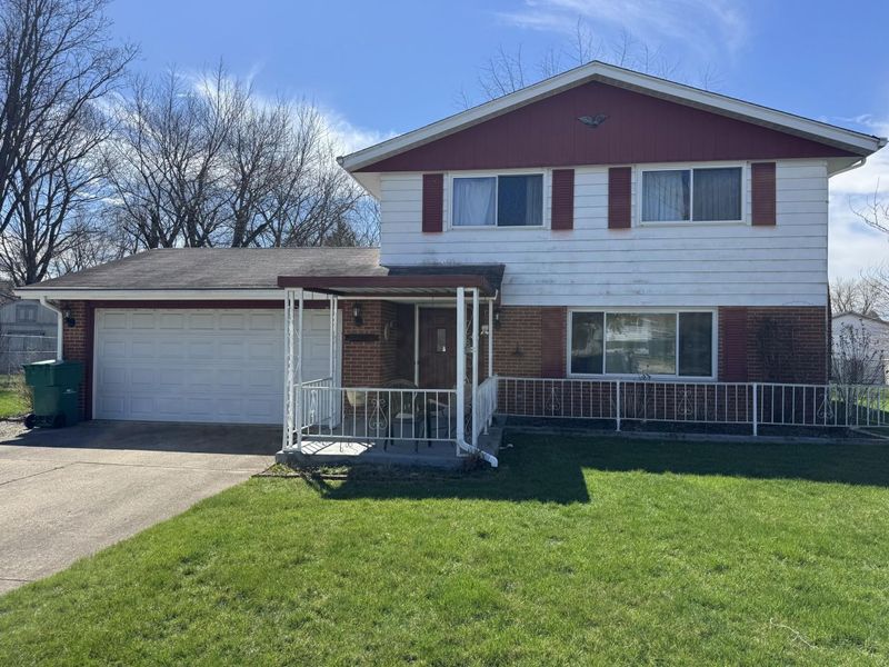 6 Danzig Lane, Fairborn, OH 45324 Photo 1