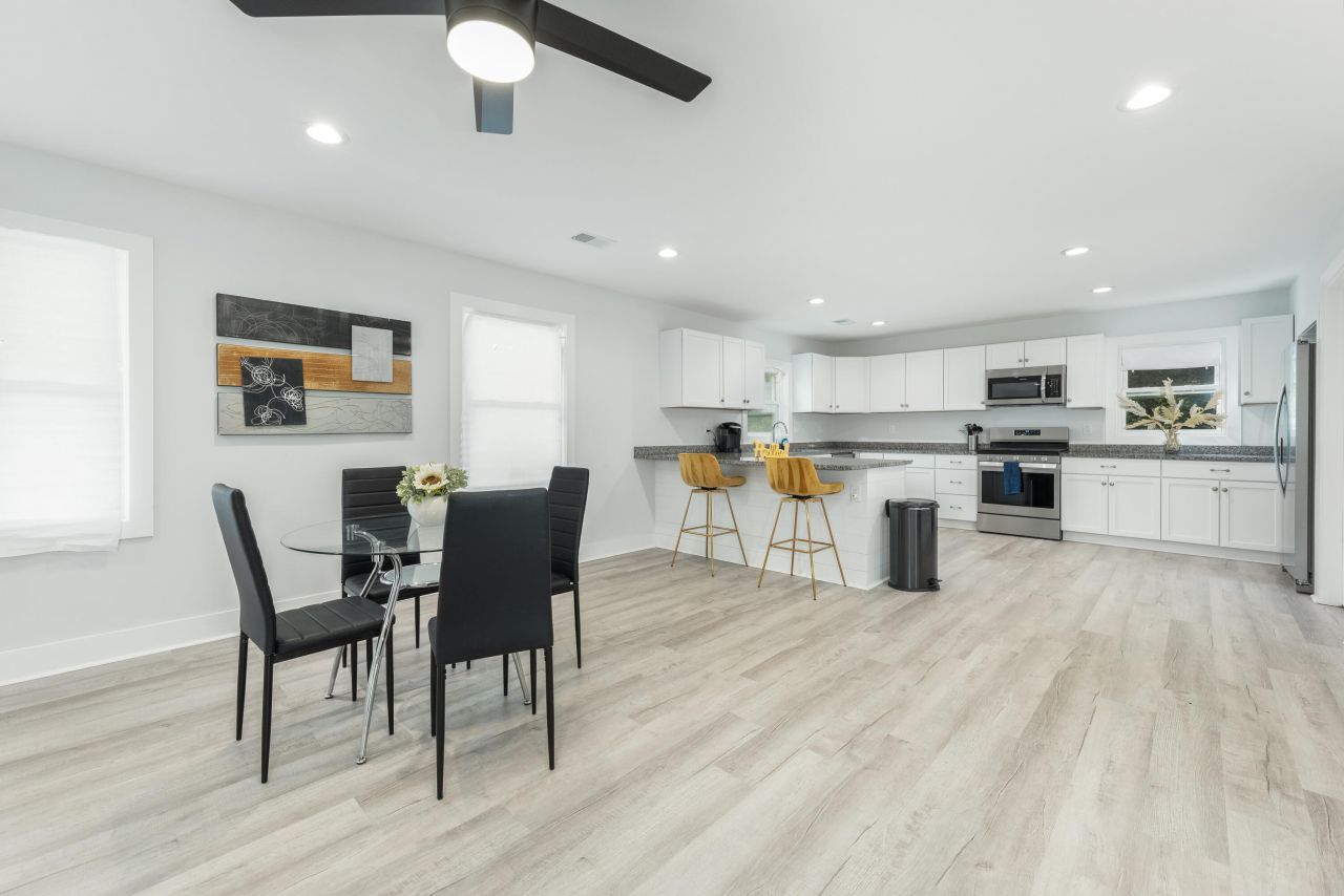 308 Forest Circle Photo 10