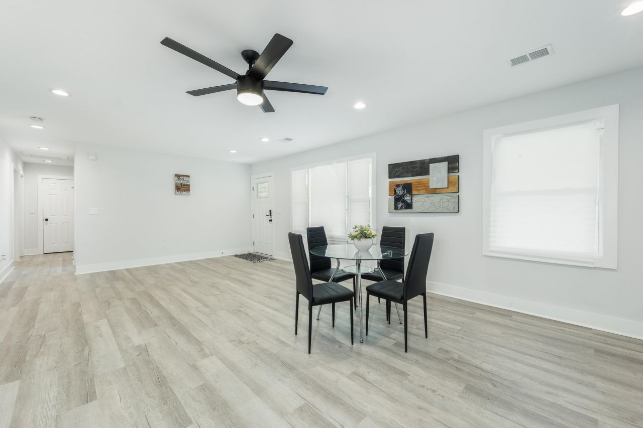 308 Forest Circle Photo 17