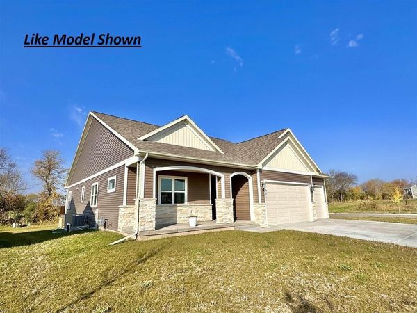 302 Michelle Lane, Unit 176, Cottage Grove, WI 53527