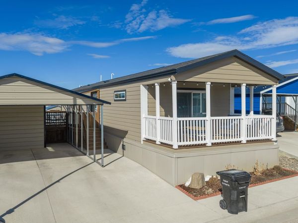 1717.91 E Philadelphia Street, Rapid City, SD 57703