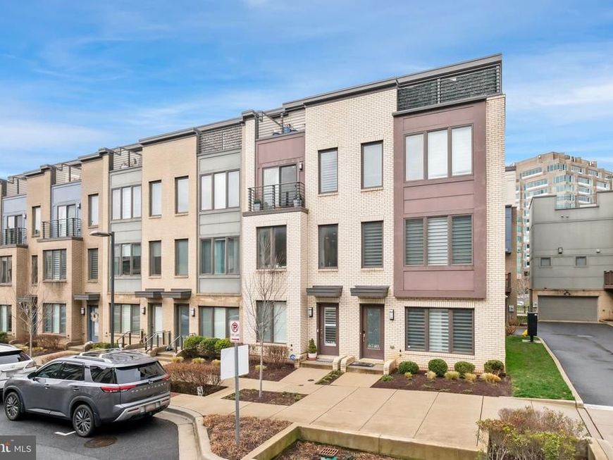 6738 Eames Way , Bethesda, MD 20817 Main Photo