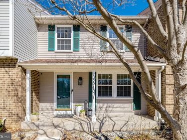 2910 BRIDGEHAMPTON COURT , FALLS CHURCH, VA 22042