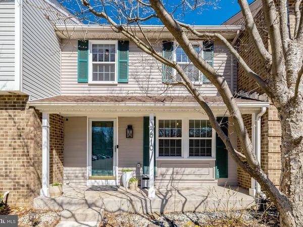 2910 BRIDGEHAMPTON COURT , FALLS CHURCH, VA 22042