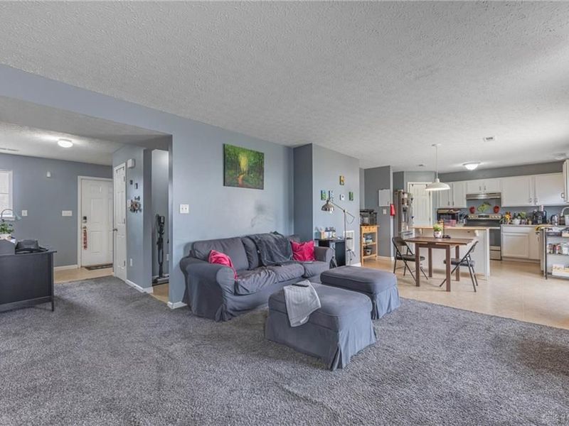 5408 Galt Court, Dayton, OH 45414 Photo 2