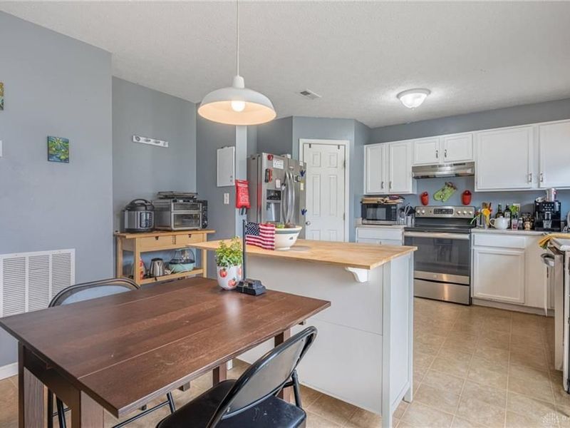 5408 Galt Court, Dayton, OH 45414 Photo 5