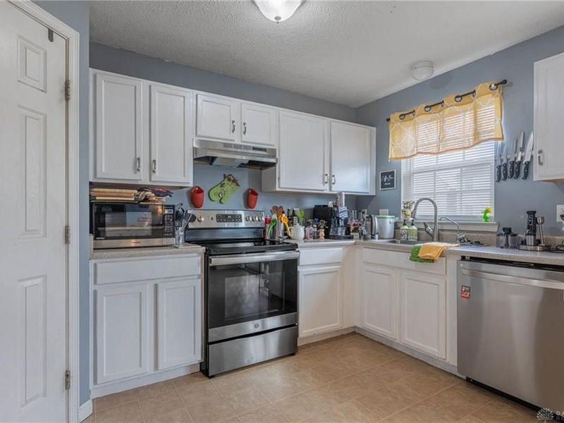 5408 Galt Court, Dayton, OH 45414 Photo 7