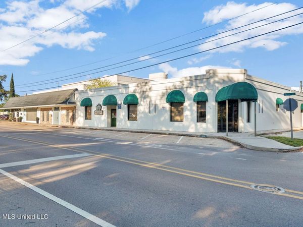 156 Porter Avenue, Biloxi, MS 39530