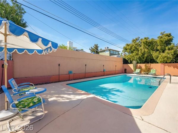 1800 Cochran Street, Las Vegas, NV 89104