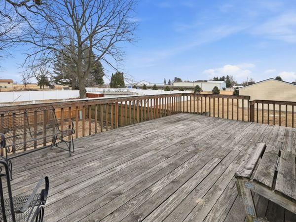 106 S East Street, Prairie City, IA 50228