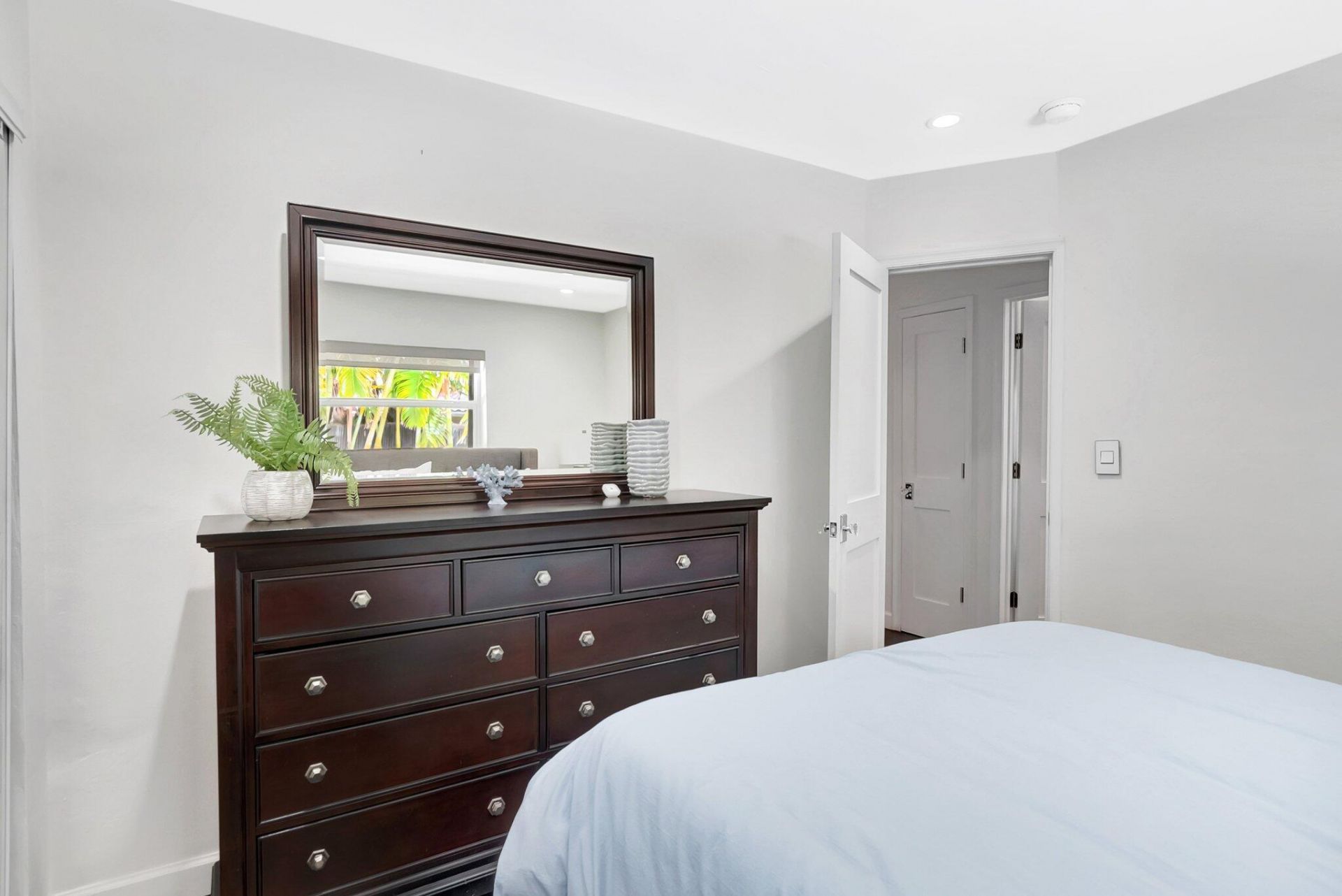 855 Berkeley Street, Boca Raton, FL 33487 Photo