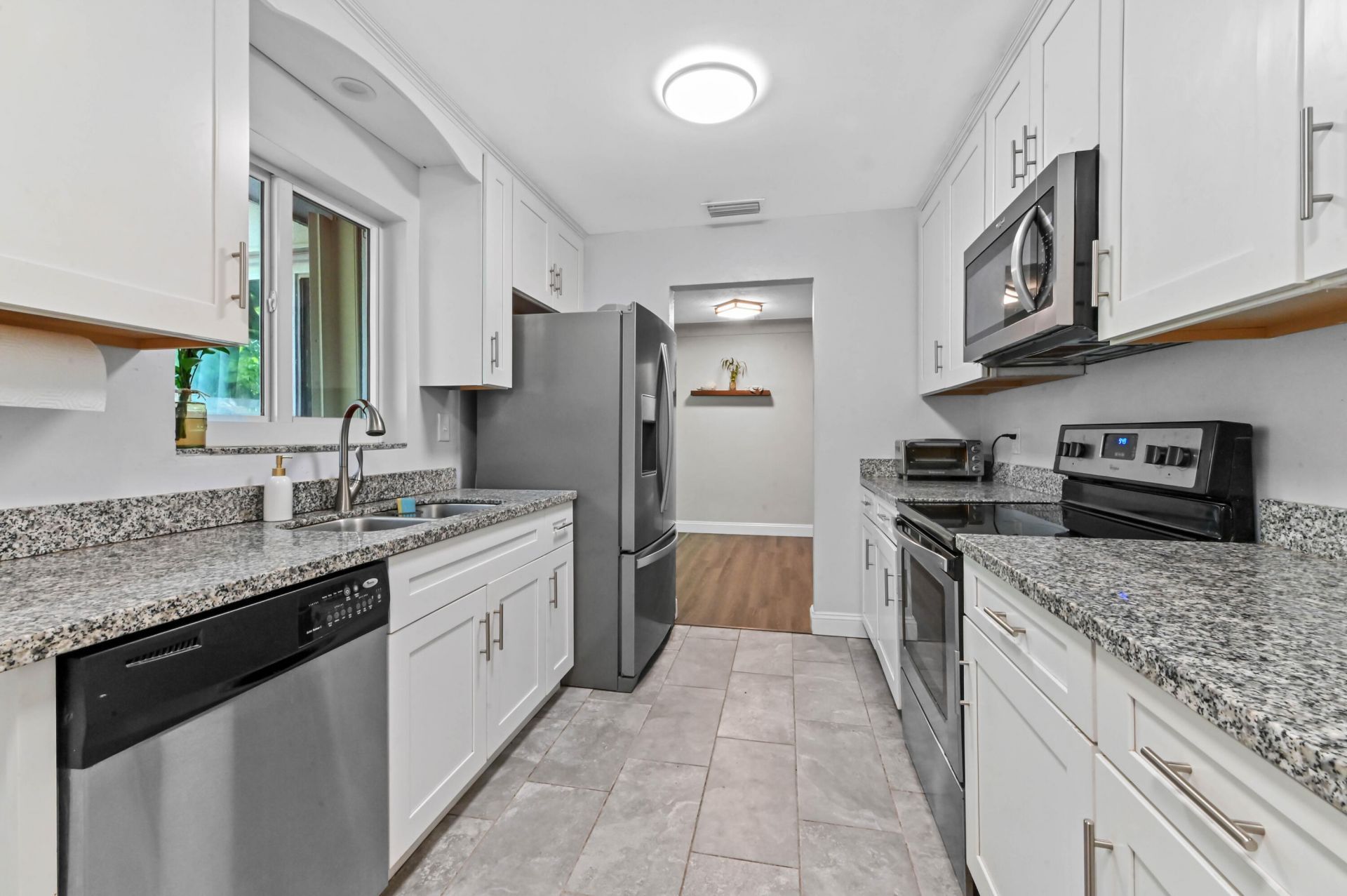 2898 SE 1st Place, Boynton Beach, FL 33435 Photo