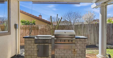 2226 Torc Mountain Ln, Lincoln, CA 95648 Photo