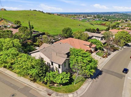 325 Carpenter Hill Rd, Folsom, CA 95630 Photo