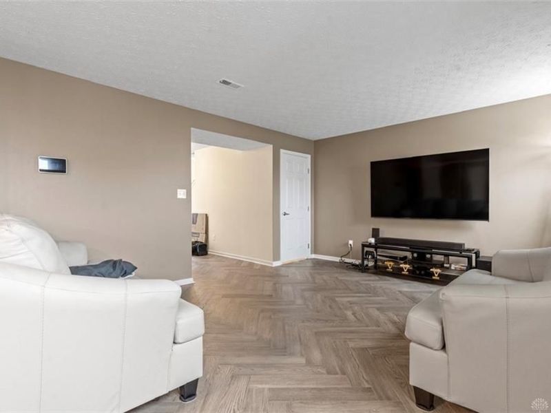 2230 Blazing Star Drive, Tipp City, OH 45371 Photo 11