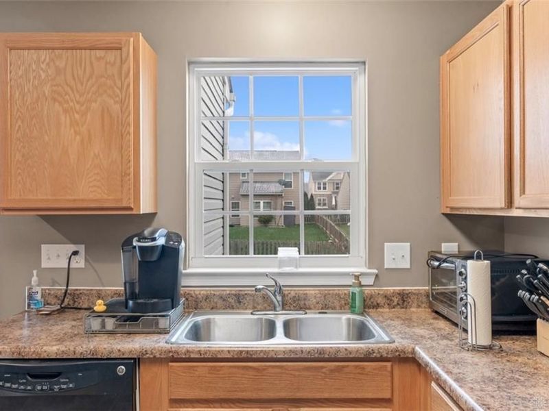 2230 Blazing Star Drive, Tipp City, OH 45371 Photo 17