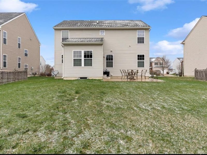 2230 Blazing Star Drive, Tipp City, OH 45371 Photo 4