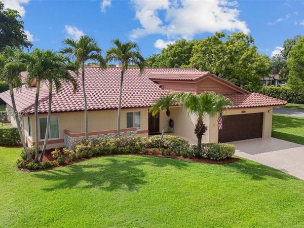 9703 NW 20th St , Coral Springs, FL 33071