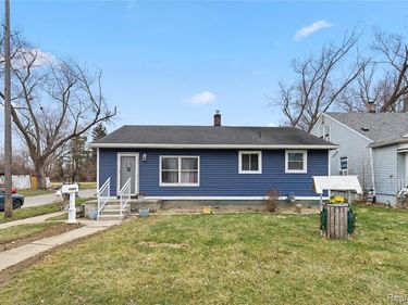 28005 Avondale Street, Inkster, MI 48141