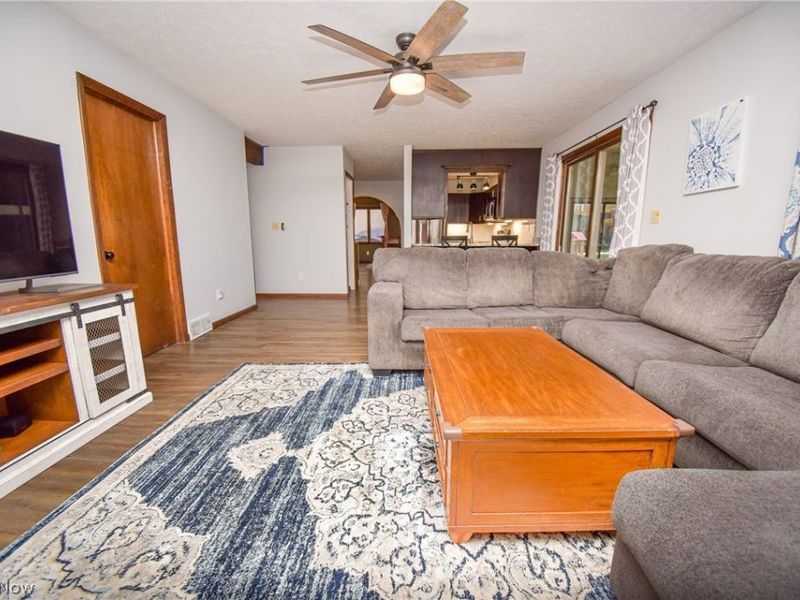 17134 Rabbit Run Drive, Strongsville, OH 44136 Photo 14