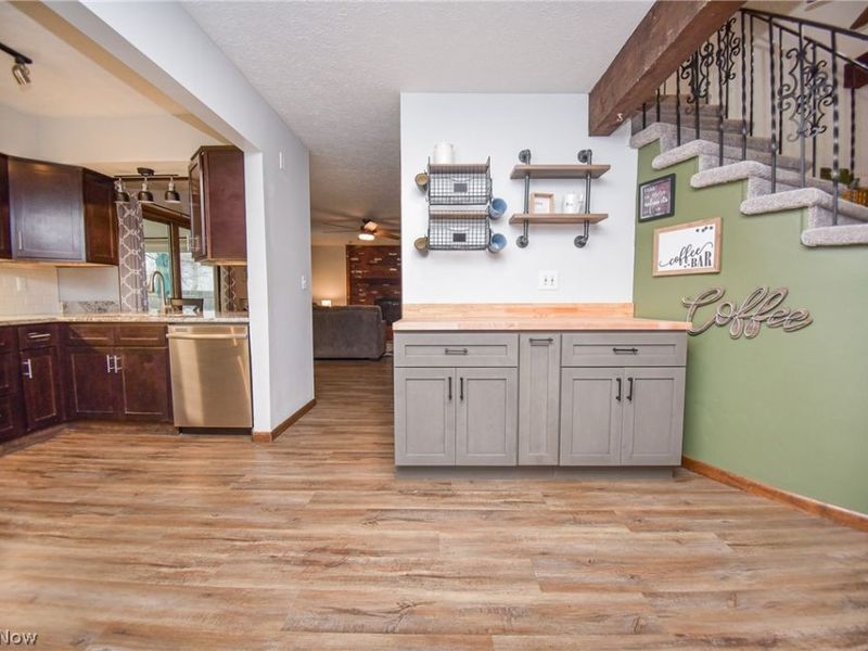 17134 Rabbit Run Drive, Strongsville, OH 44136 Photo 8