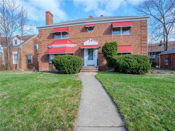 13699 Cedar Road , University Heights, OH 44118