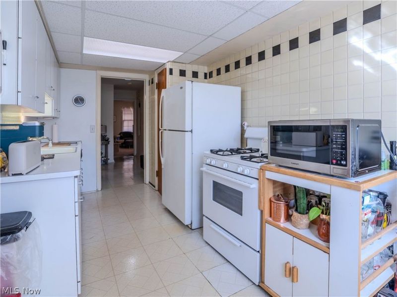 13699 Cedar Road, University Heights, OH 44118 Photo 23