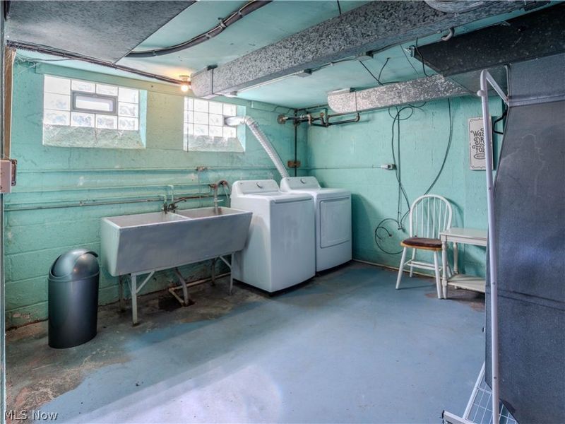 13699 Cedar Road, University Heights, OH 44118 Photo 35