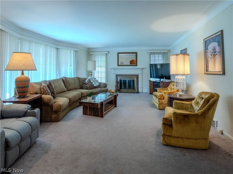 13699 Cedar Road, University Heights, OH 44118 Photo 6