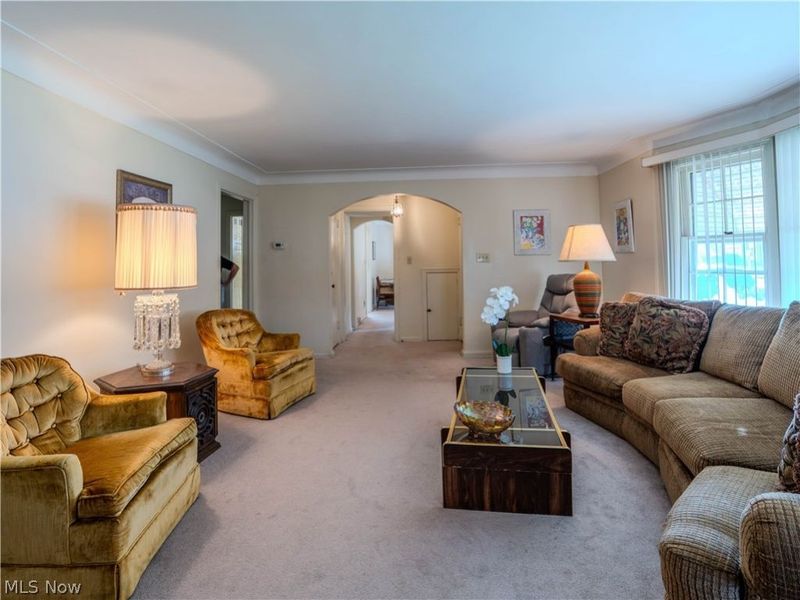 13699 Cedar Road, University Heights, OH 44118 Photo 7