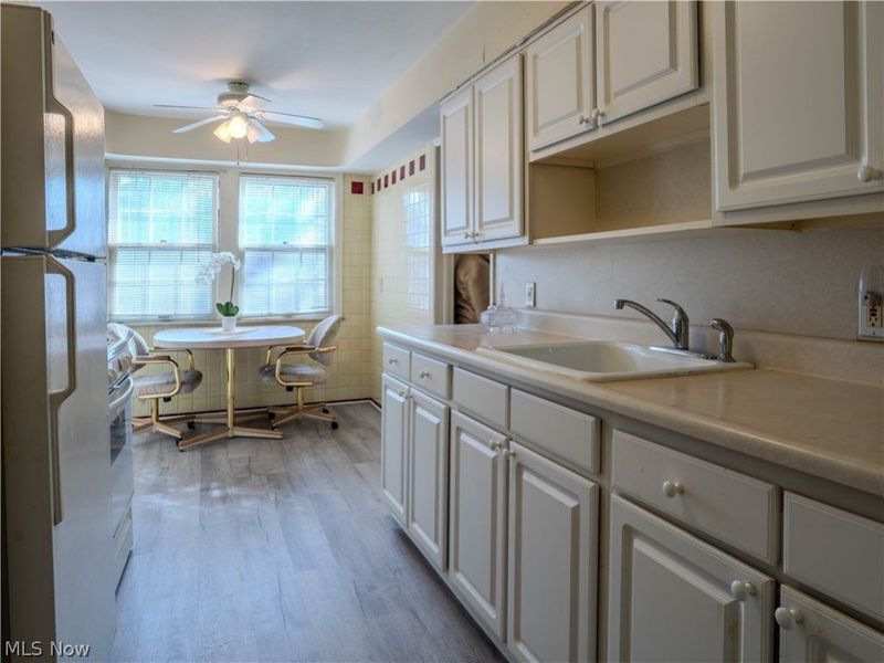 13699 Cedar Road, University Heights, OH 44118 Photo 9