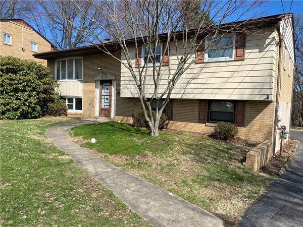 705 Redstone Dr, Allison Park, PA 15101