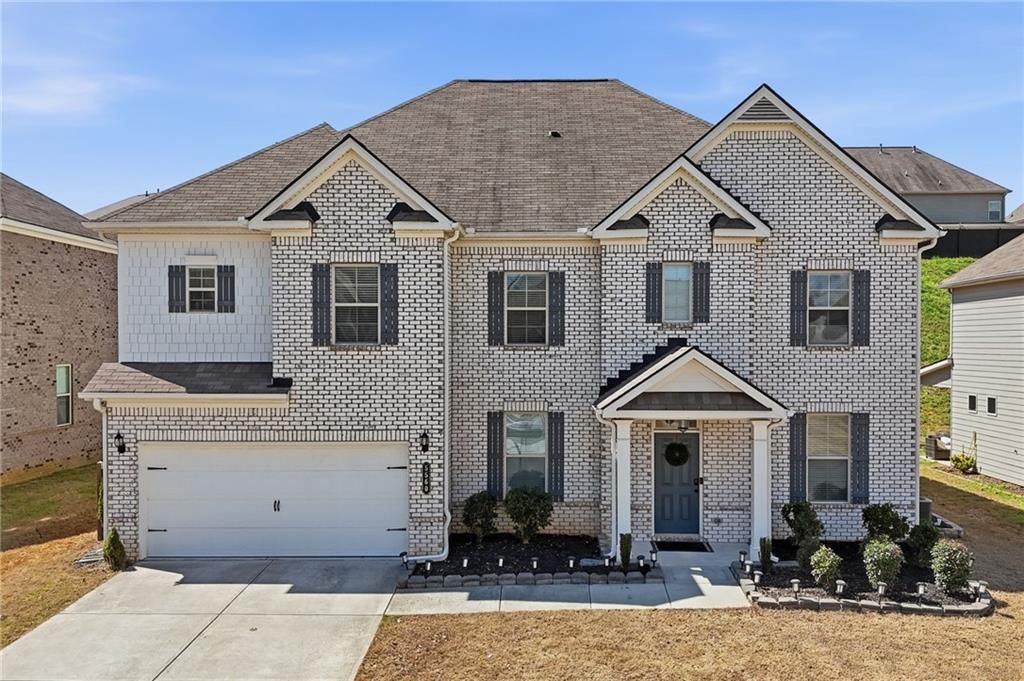 5560 Mirror Lake Drive, Cumming, GA 30028 Main Photo
