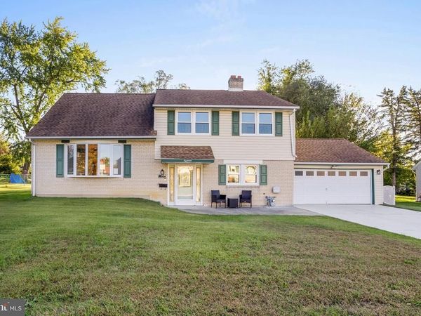 18 COBBLESTONE LANE , ASTON, PA 19014