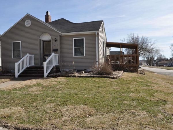 641 W 14th Street, Carroll, IA 51401