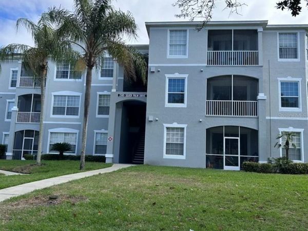 2305 SILVER PALM DRIVE , Unit 302, KISSIMMEE, FL 34747