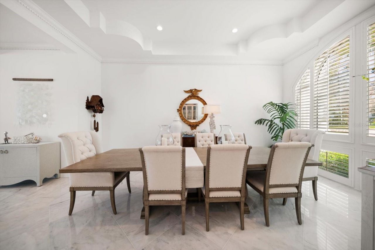 110 Harbor View Lane, Belleair Bluffs, FL 33770 Photo