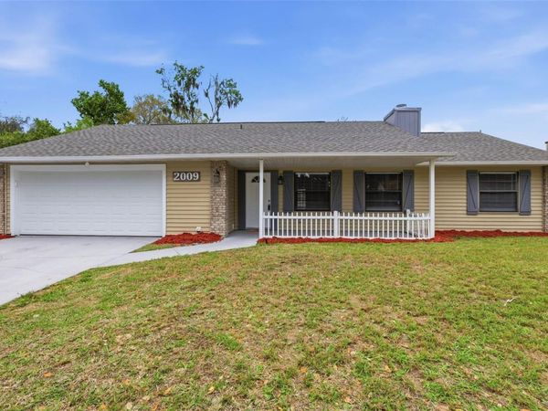 2009 UMBRELLA TREE DRIVE, EDGEWATER, FL 32141