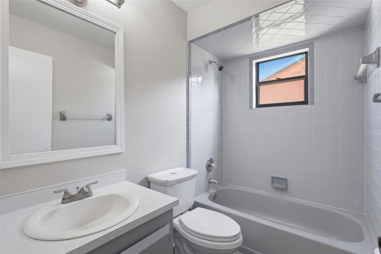 2009 Umbrella Tree Drive, Edgewater, FL 32141 Photo