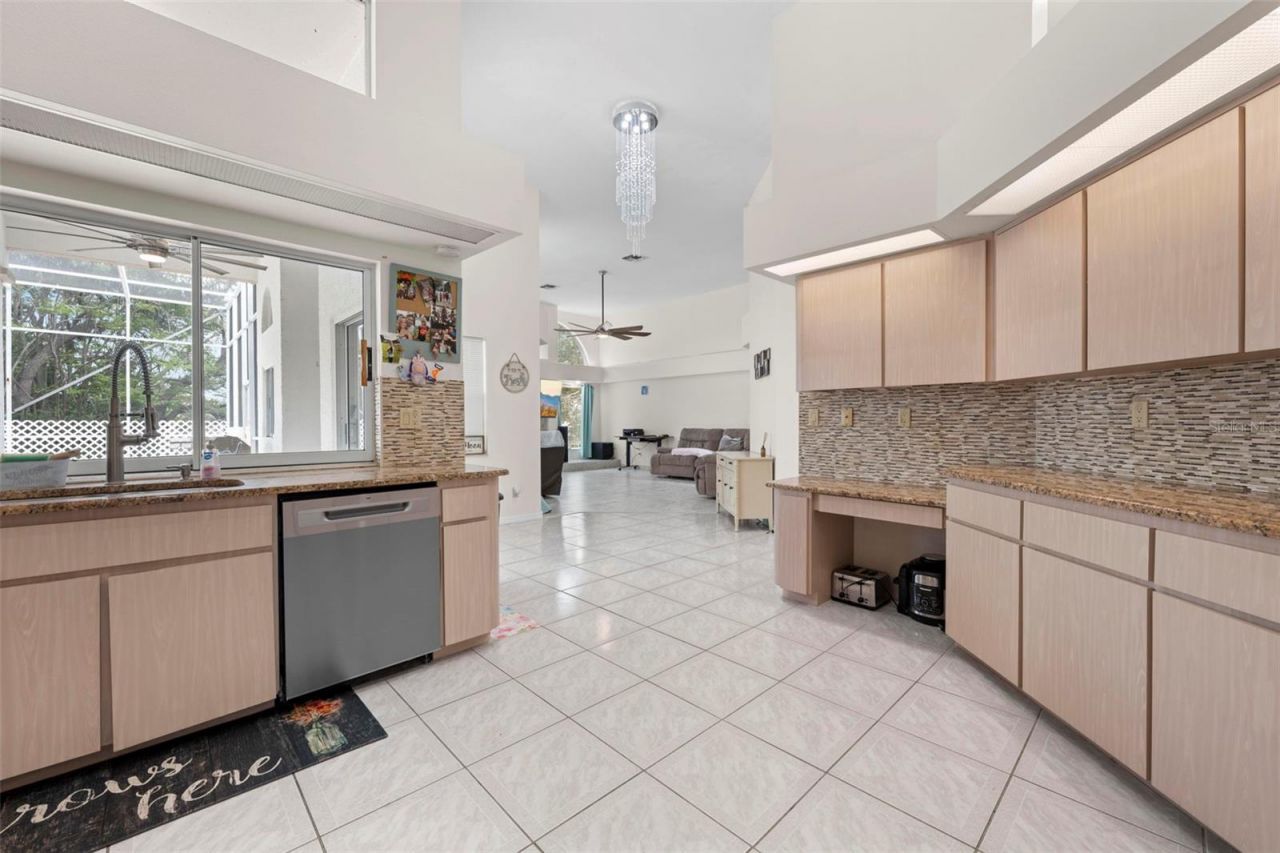 348 Florian Way, Spring Hill, FL 34609 Photo