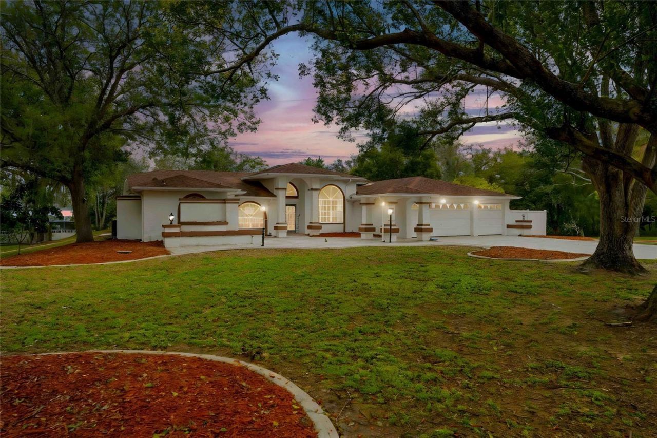 348 Florian Way, Spring Hill, FL 34609 Photo