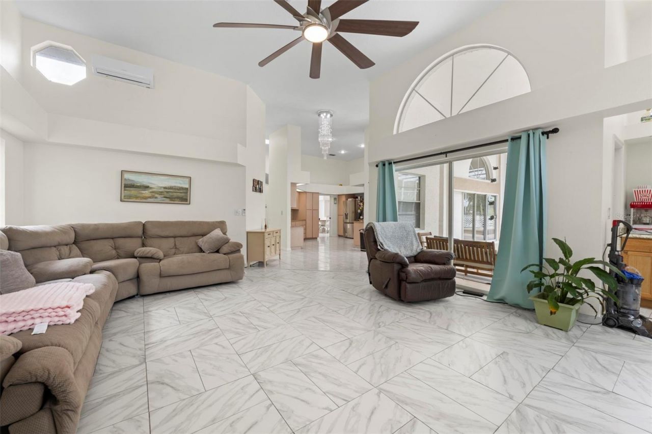 348 Florian Way, Spring Hill, FL 34609 Photo