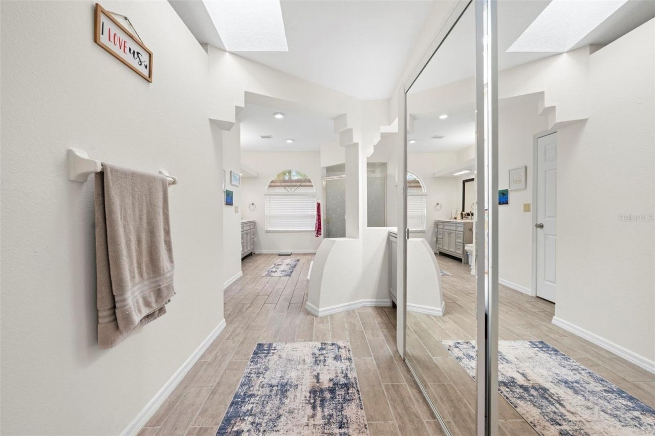 348 Florian Way, Spring Hill, FL 34609 Photo